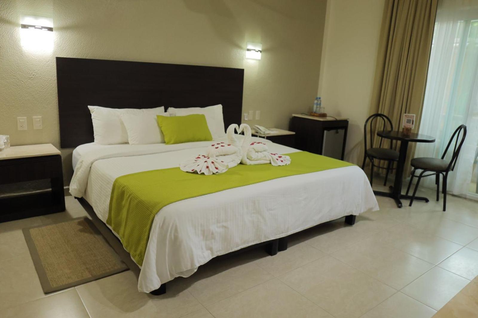 Hotel Chablis ปาเลงเก ภายนอก รูปภาพ